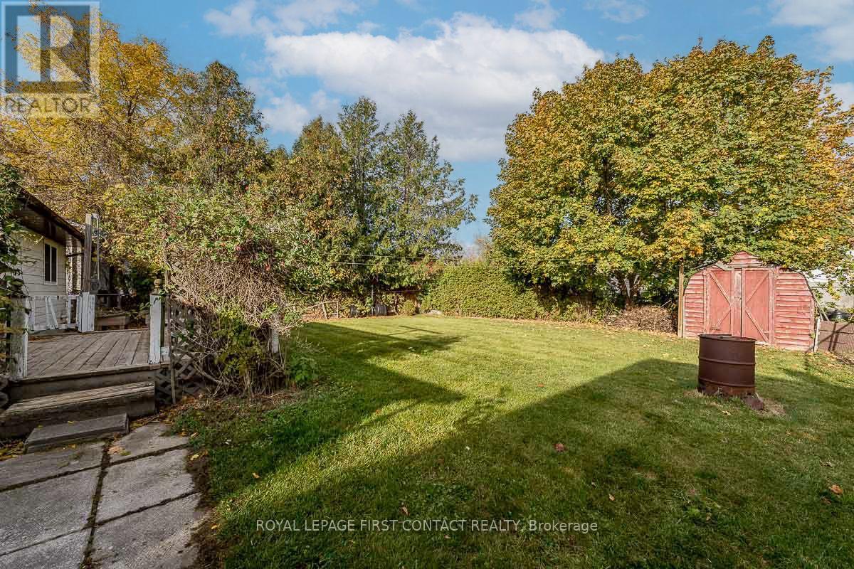 224 Christopher Street, Clearview, Ontario  L0M 1S0 - Photo 37 - S14114492