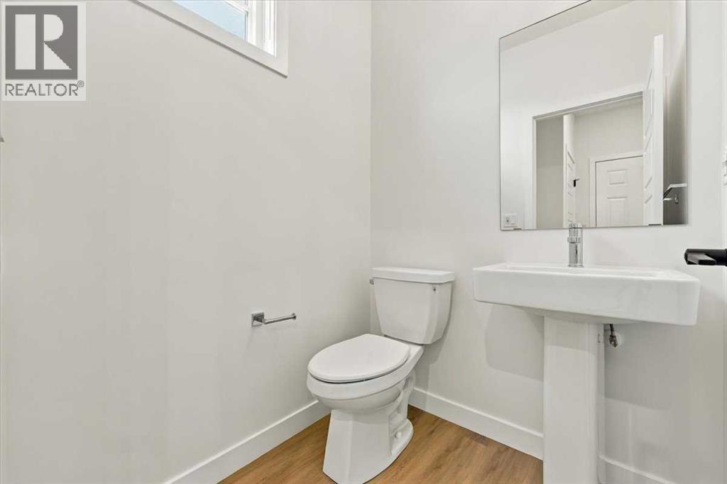 121 Amblefield Heights NW, Calgary, Alberta  T3P 2K1 - Photo 11 - A2340986