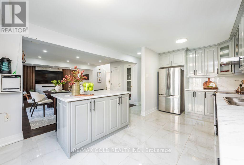 47 Mikado Crescent, Brampton, Ontario  L6S 3R5 - Photo 14 - W14109302