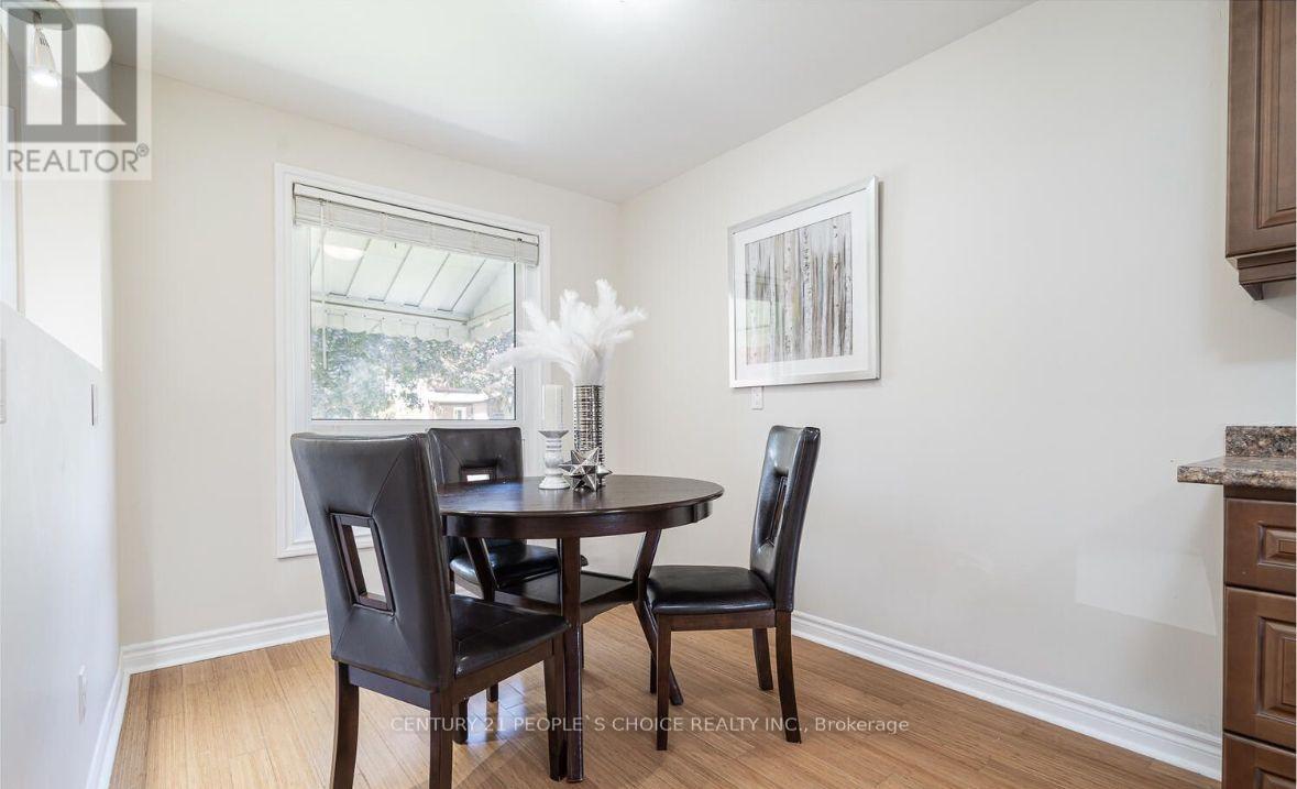 Main - 21 Rawling Crescent, Brampton, Ontario  L6Z 1N7 - Photo 12 - W14114488
