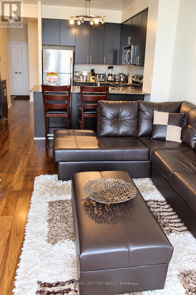 3206 - 225 Webb Drive, Mississauga, Ontario  L5B 3Y5 - Photo 4 - W14114308