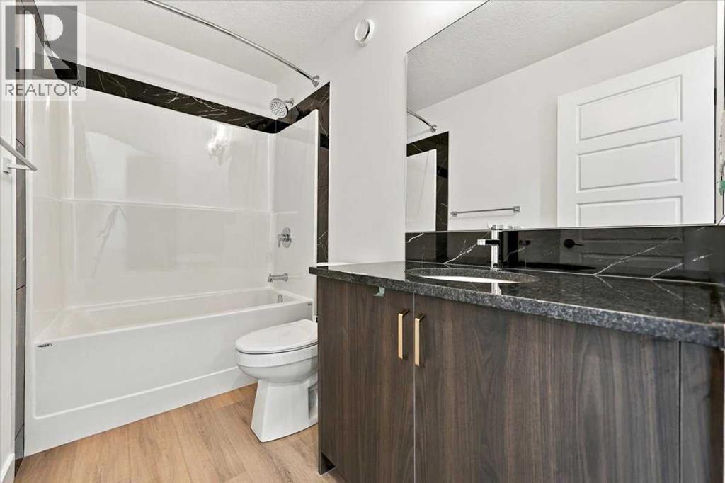 52 Corner Glen Square NE, Calgary, Alberta  T3N 2S2 - Photo 14 - A2354242