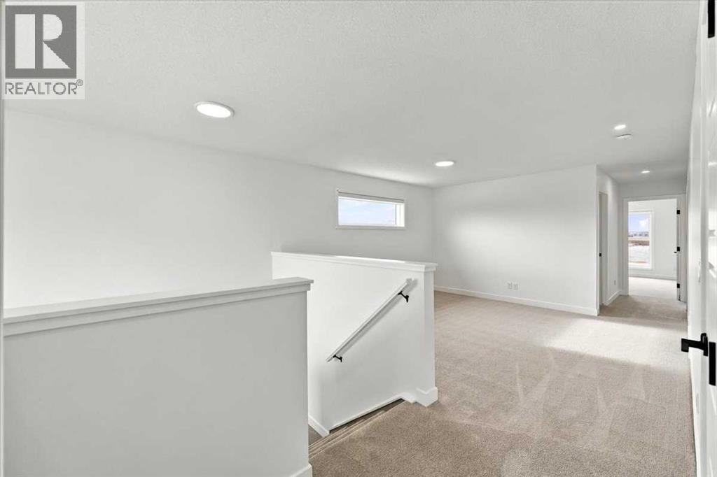 52 Corner Glen Square NE, Calgary, Alberta  T3N 2S2 - Photo 9 - A2354242