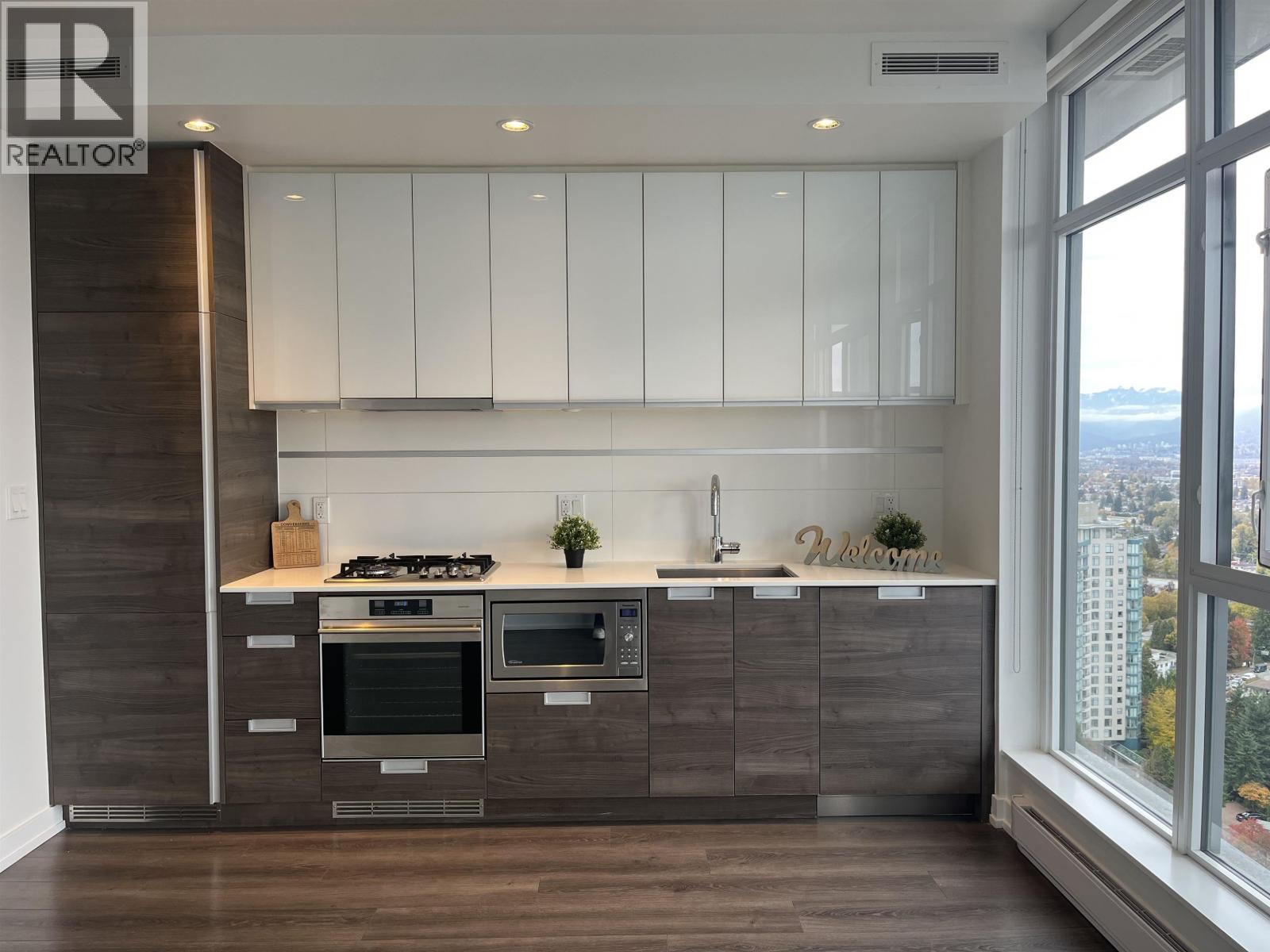 4688 KINGSWAY STREET, burnaby, British Columbia