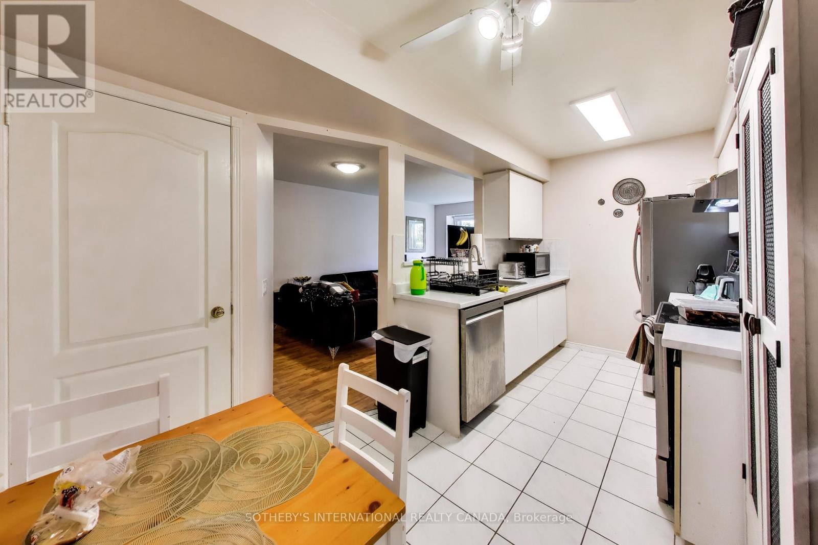 714 - 900 Steeles Avenue W, Vaughan (Lakeview Estates), Ontario  L4J 8C2 - Photo 7 - N14114548