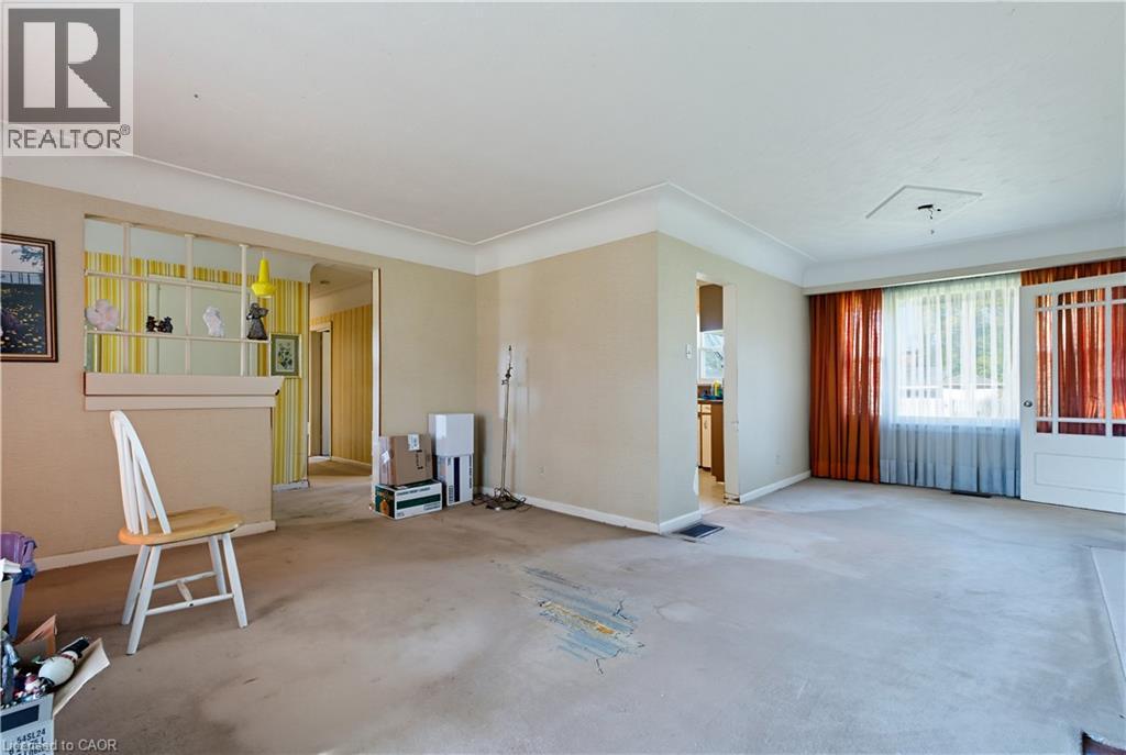 1023 North Service Road, Stoney Creek, Ontario  L8E 5C8 - Photo 12 - 40872887