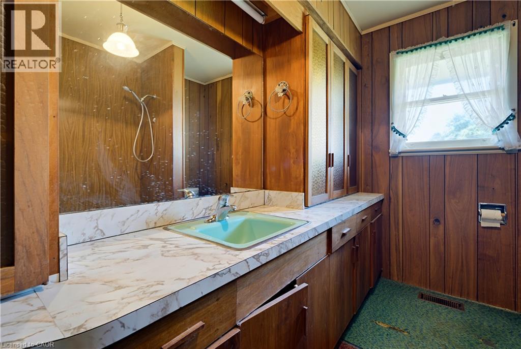 1023 North Service Road, Stoney Creek, Ontario  L8E 5C8 - Photo 20 - 40872887