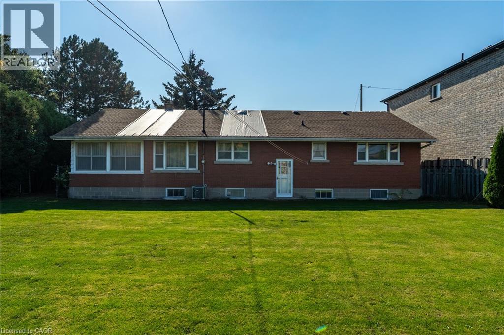 1023 North Service Road, Stoney Creek, Ontario  L8E 5C8 - Photo 29 - 40872887