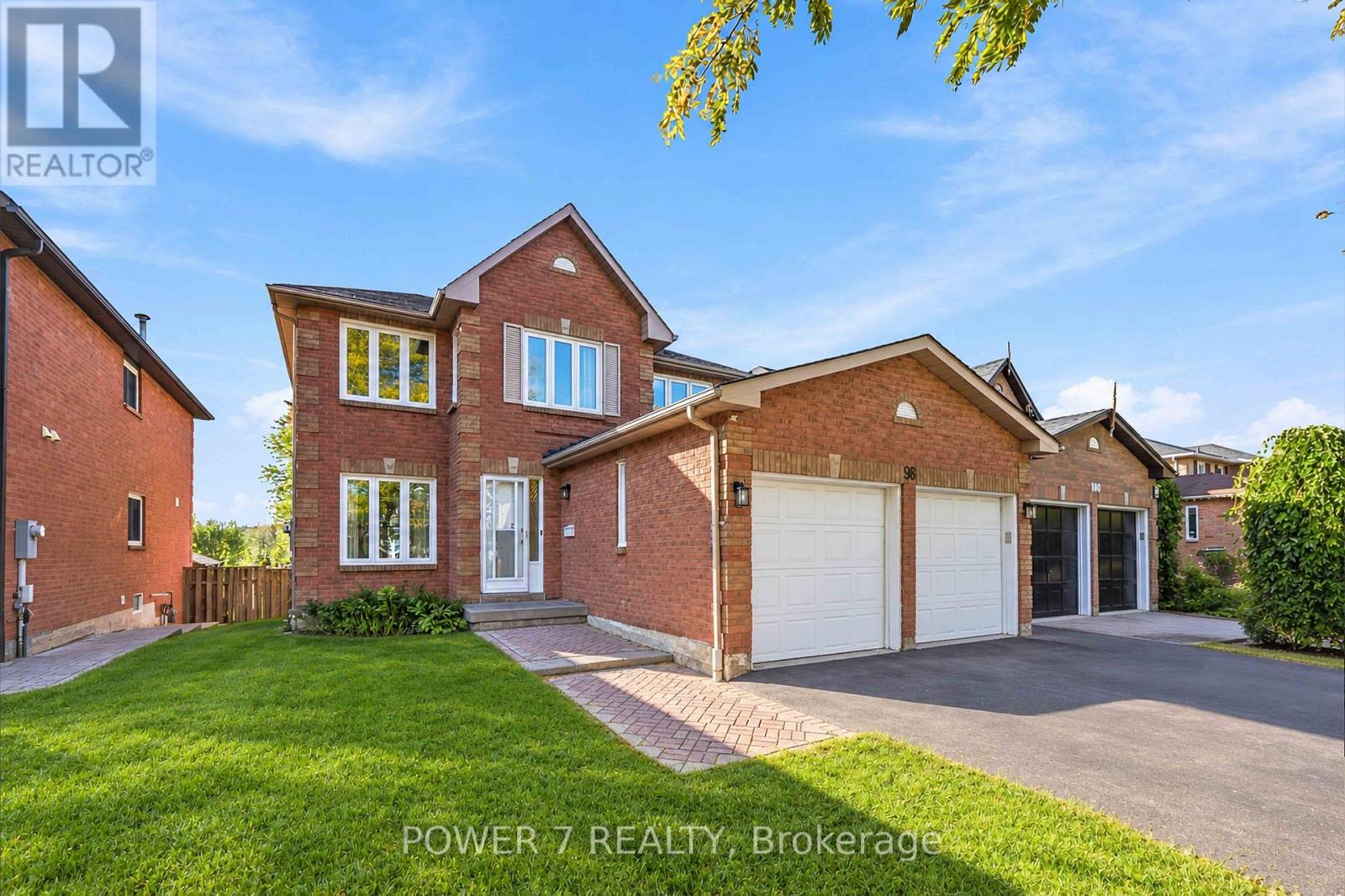 98 Sullivan Drive, Ajax, Ontario  L1T 3P2 - Photo 2 - E13867968