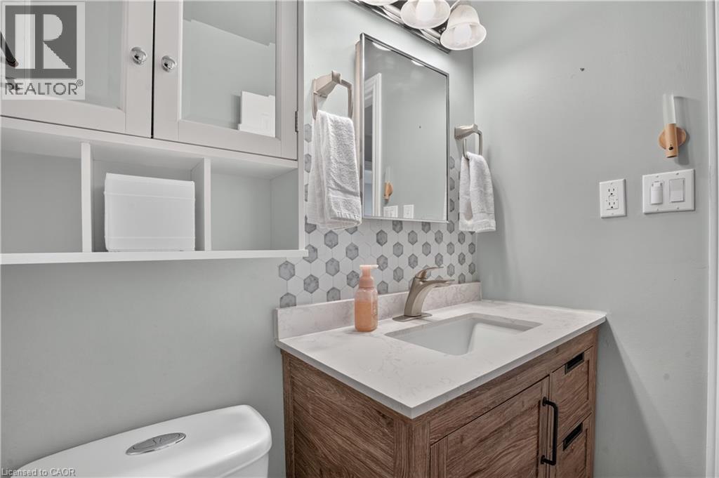 8 Fifth Avenue, Cambridge, Ontario  N1S 2E9 - Photo 14 - 40873833