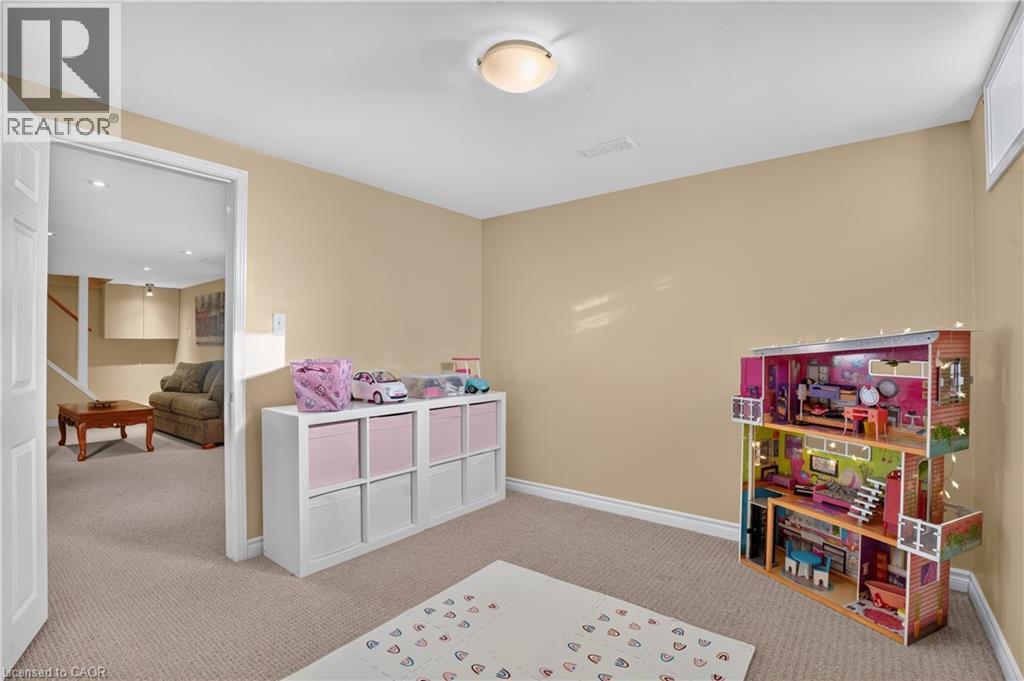 8 Fifth Avenue, Cambridge, Ontario  N1S 2E9 - Photo 37 - 40873833