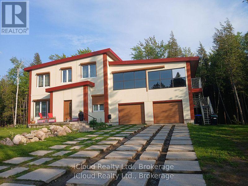2216 CHAMPLAIN ROAD, Tiny, Ontario