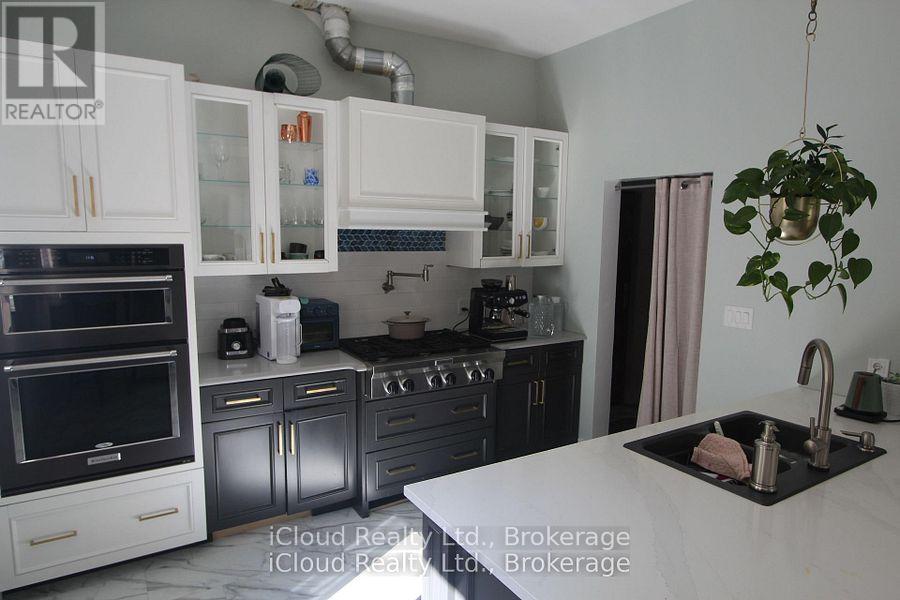 2216 Champlain Road, Tiny, Ontario  L9M 0C4 - Photo 17 - S14114614