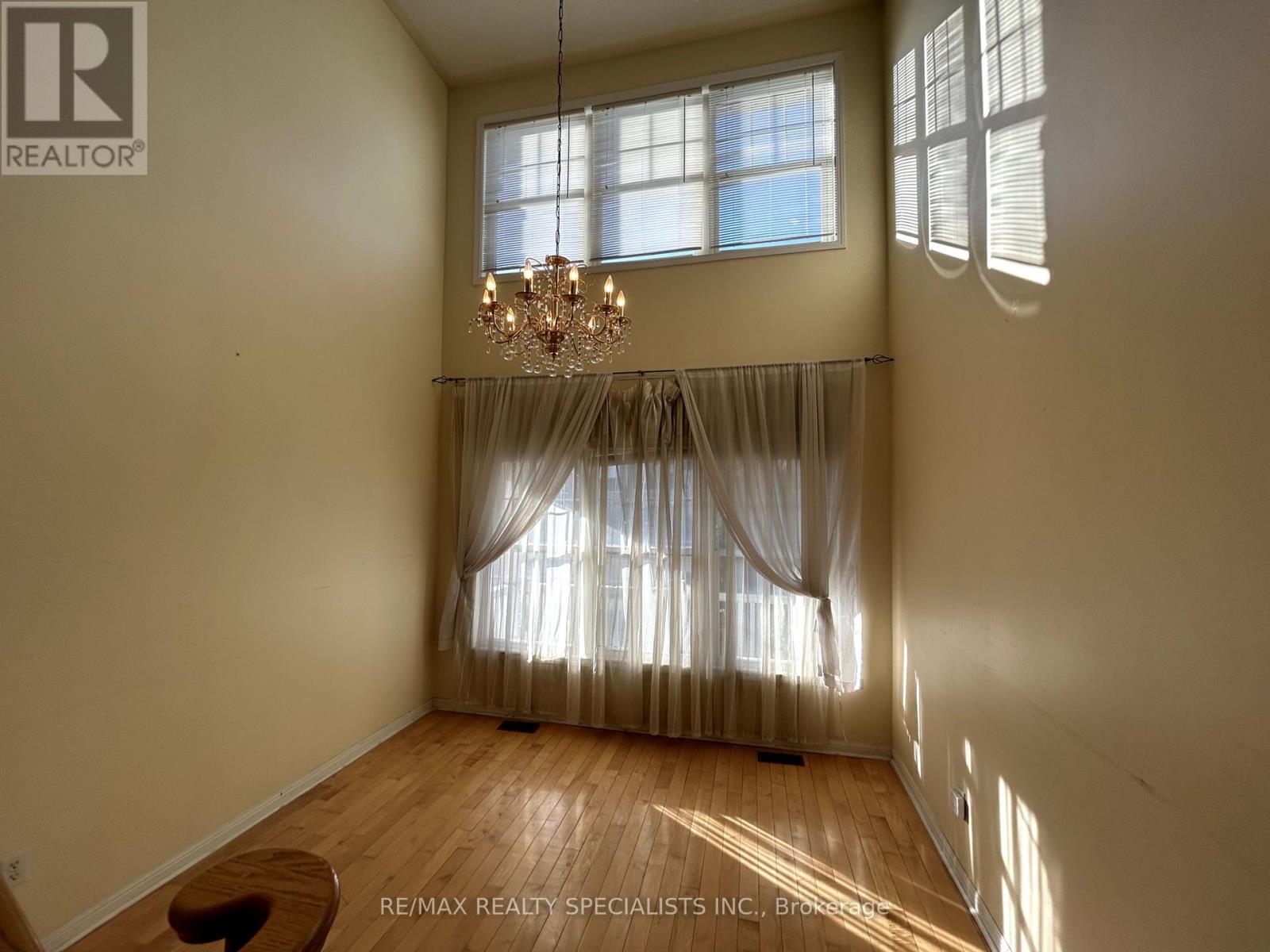 5947 Osprey Boulevard, Mississauga, Ontario  L5N 8J7 - Photo 11 - W14114566
