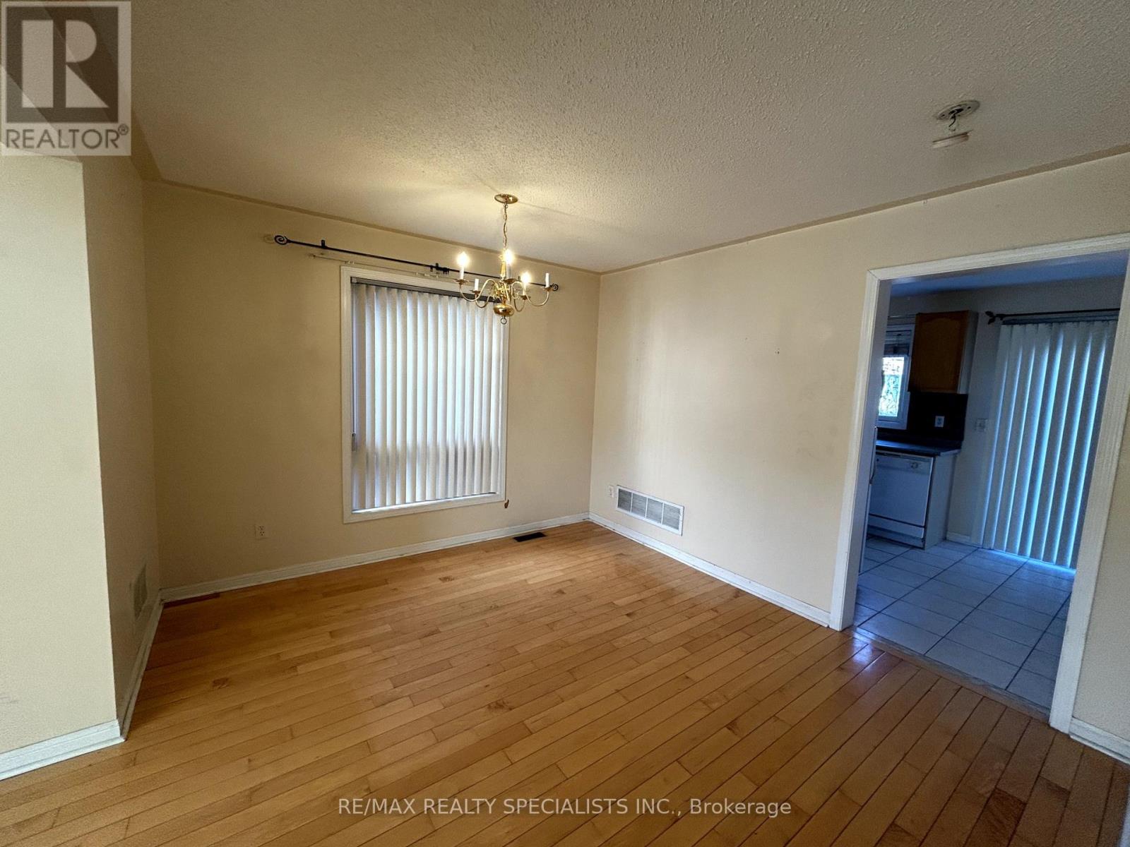 5947 Osprey Boulevard, Mississauga, Ontario  L5N 8J7 - Photo 13 - W14114566