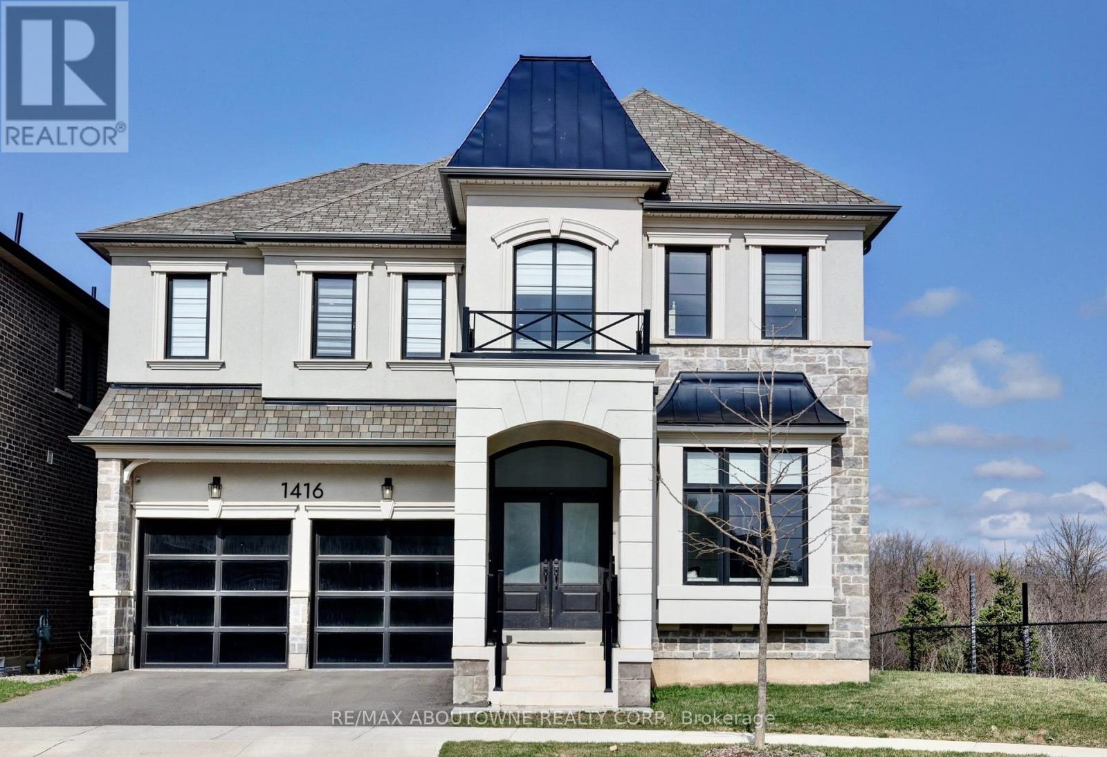 1416 FORD STRATHY CRESCENT, Oakville, Ontario
