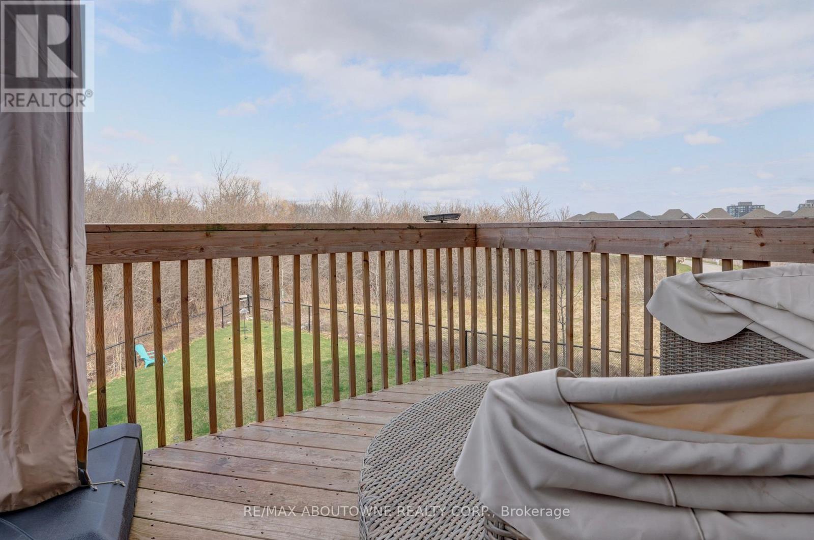 1416 Ford Strathy Crescent, Oakville, Ontario  L6H 6E3 - Photo 11 - W14114612