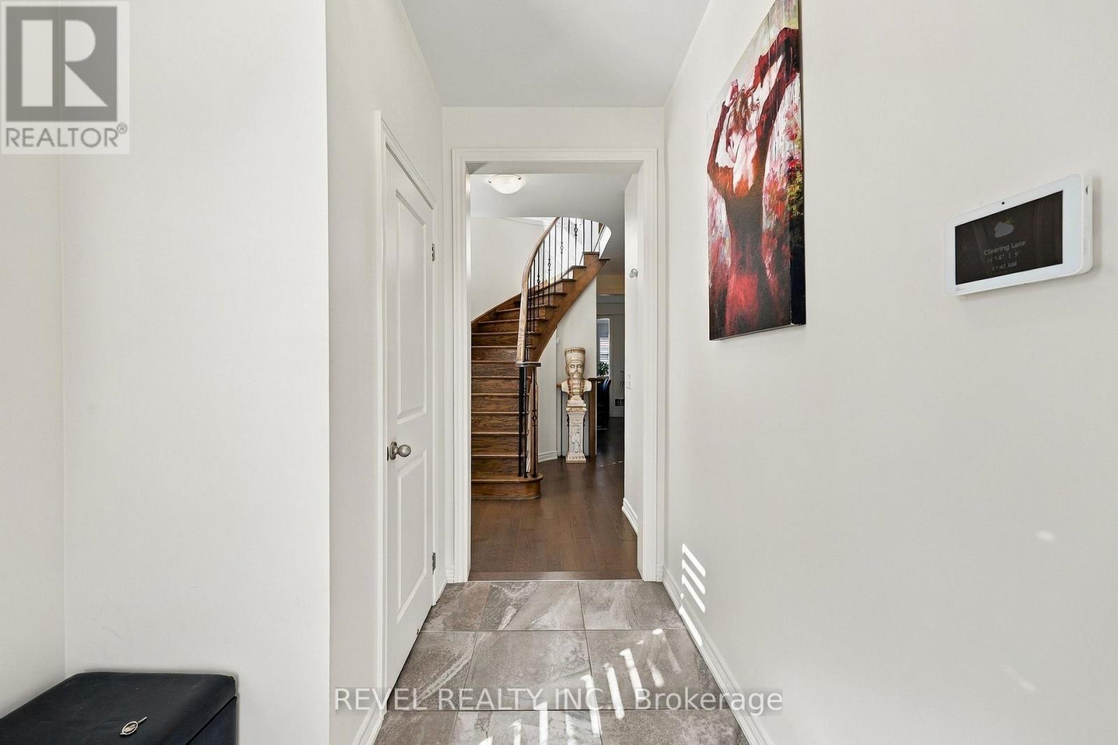 97 Narbonne Crescent, Hamilton, Ontario  L8J 0J6 - Photo 8 - X14114600