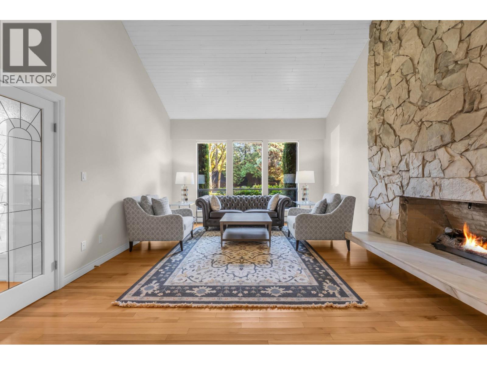 3635 Lynndale Crescent, Burnaby, British Columbia  V5A 3S4 - Photo 7 - R3177747
