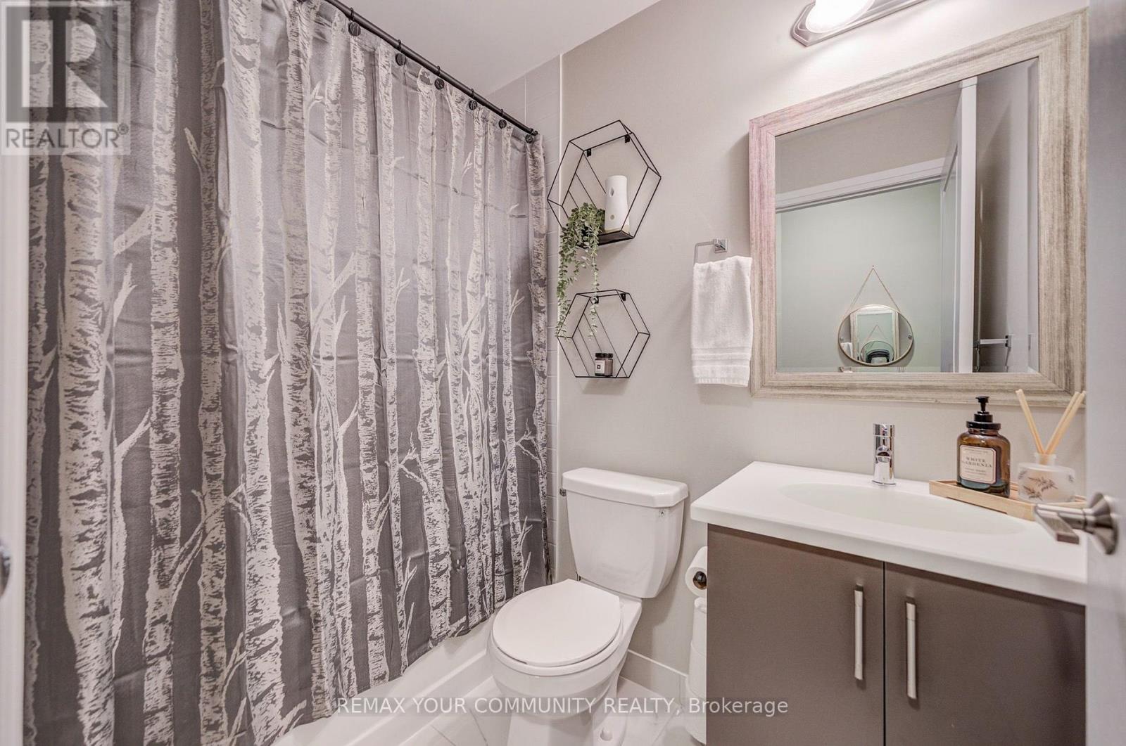 308 - 555 William Graham Drive, Aurora, Ontario  L4G 7C4 - Photo 7 - N13847350