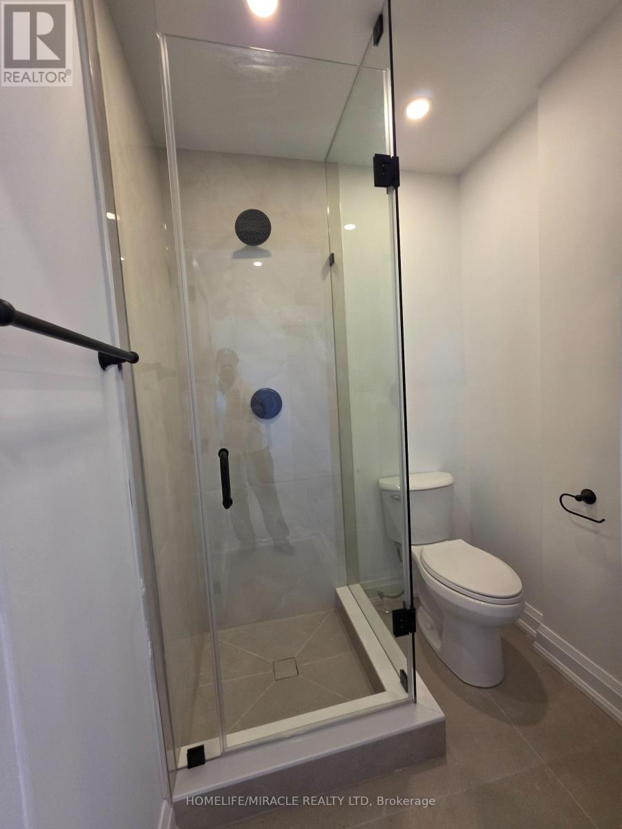 Upper U3 - 22 Rossander Court, Toronto, Ontario  M1J 2B7 - Photo 16 - E14114646