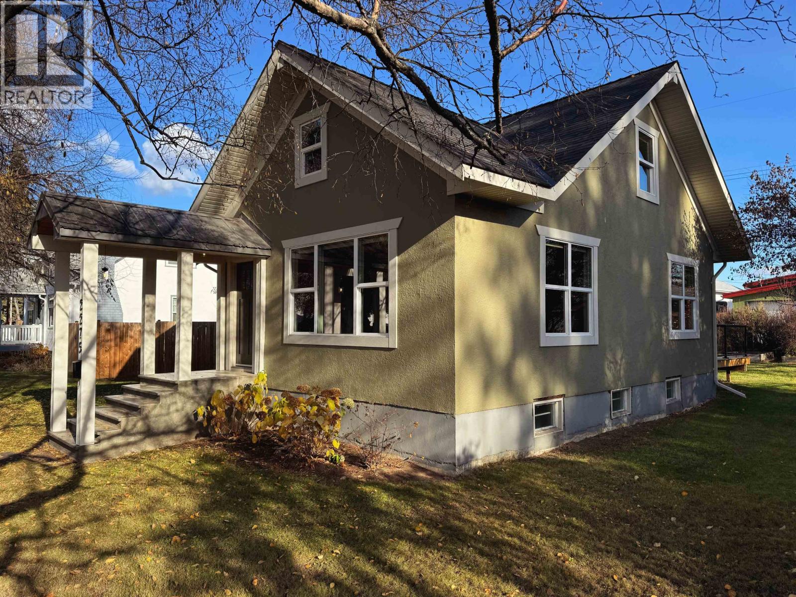 2275 Laurier Crescent, Prince George, British Columbia  V2M 2A9 - Photo 1 - R3178036