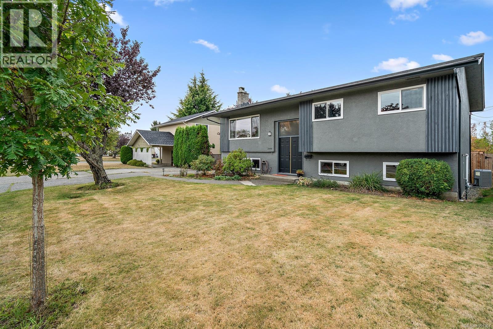 3988 Larchwood Dr, Saanich, British Columbia  V8N 3P5 - Photo 40 - 1051361