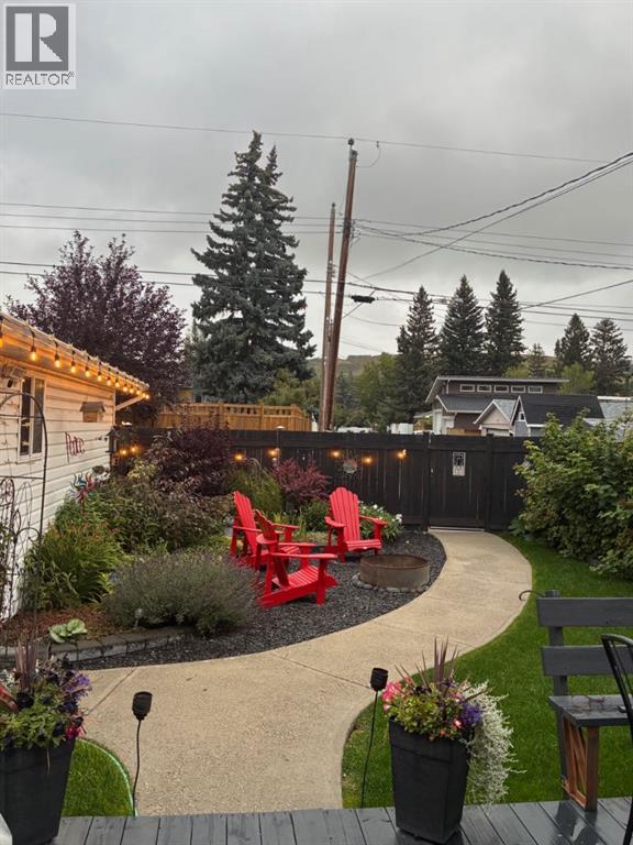 1184 Northmount Drive NW, Calgary, Alberta  T2L 0C7 - Photo 30 - A2354406