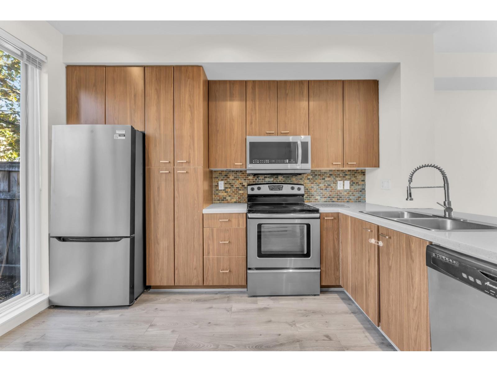 224 2450 161a Street Street, Surrey, British Columbia  V3Z 8K4 - Photo 2 - R3176606