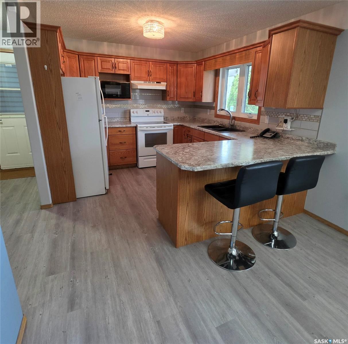 526 6th Avenue Ne, Preeceville, Saskatchewan  S0A 3B0 - Photo 6 - SK051903
