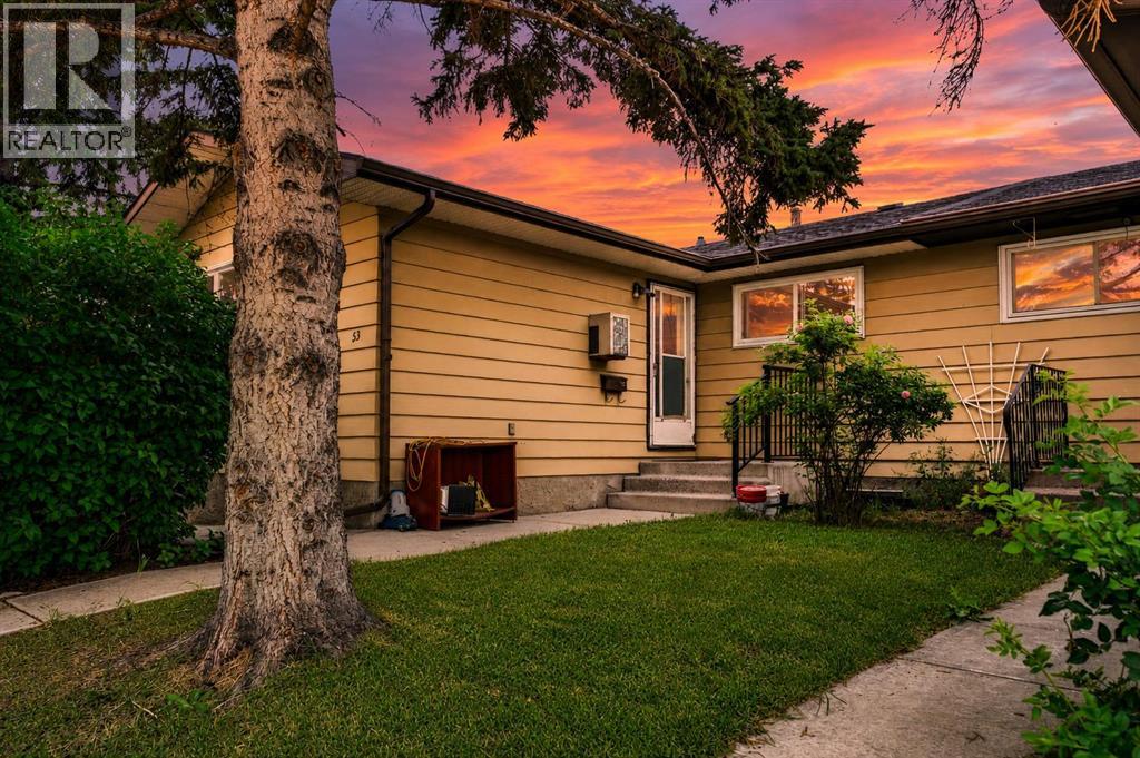 53 Queen Isabella Close Se, Calgary, Alberta  T2J 3R2 - Photo 28 - A2337468