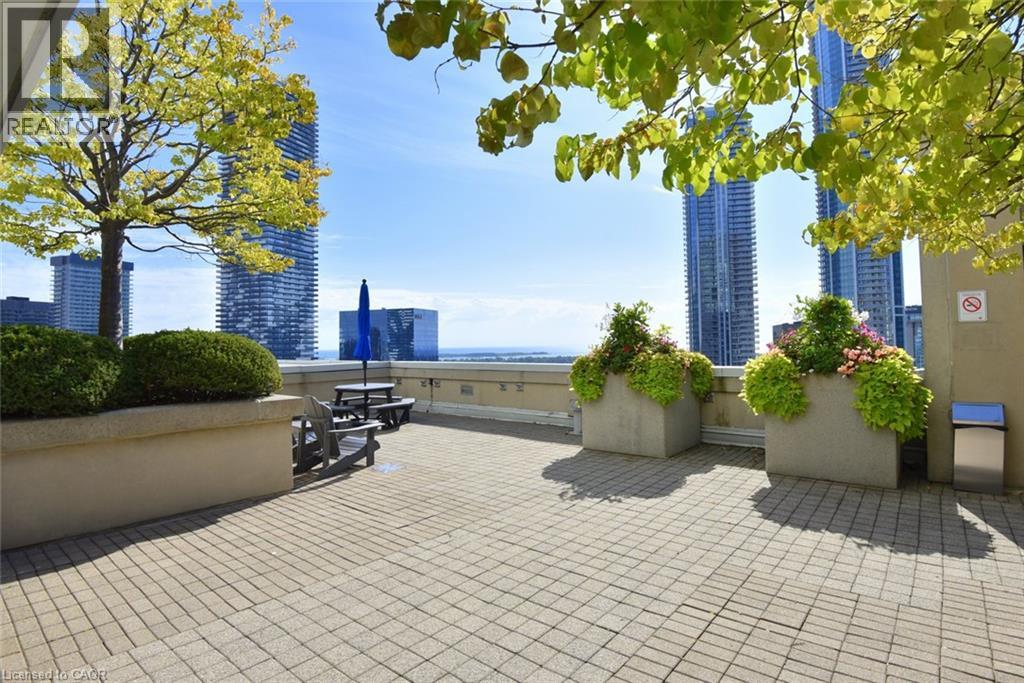 25 The Esplanade Unit# 1611, Toronto, Ontario  M5E 1W5 - Photo 37 - 40869608