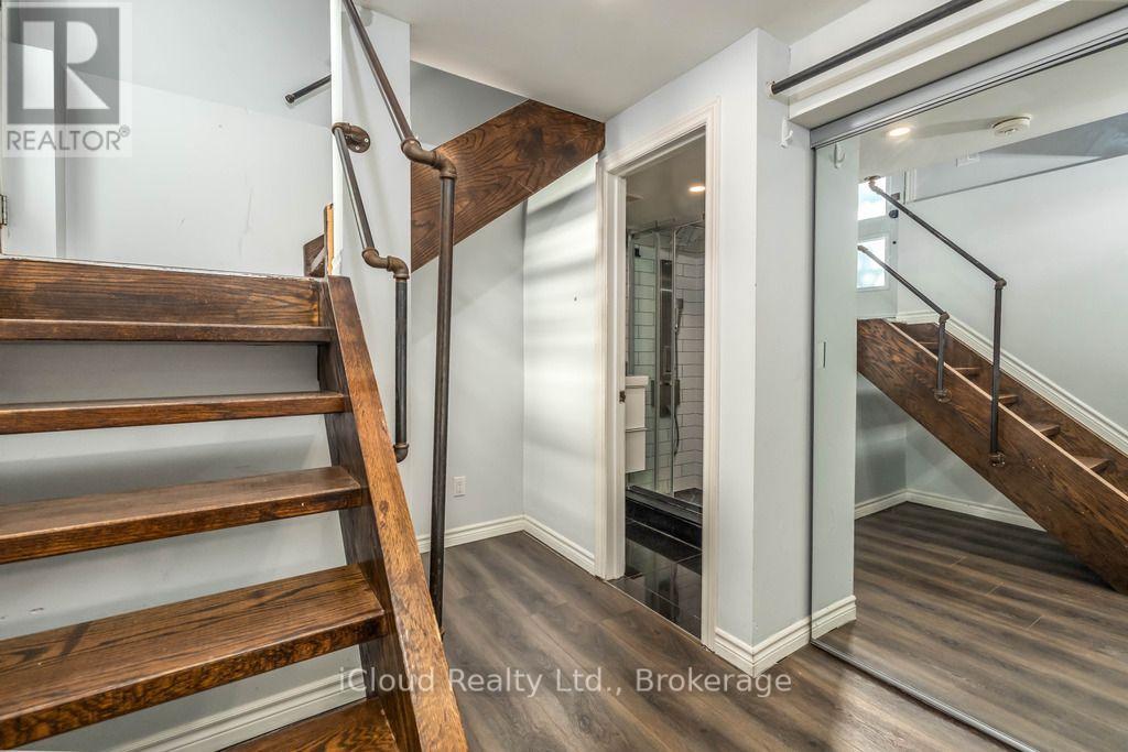 225 Wallace Avenue, Toronto, Ontario  M6H 1V5 - Photo 8 - W14114658
