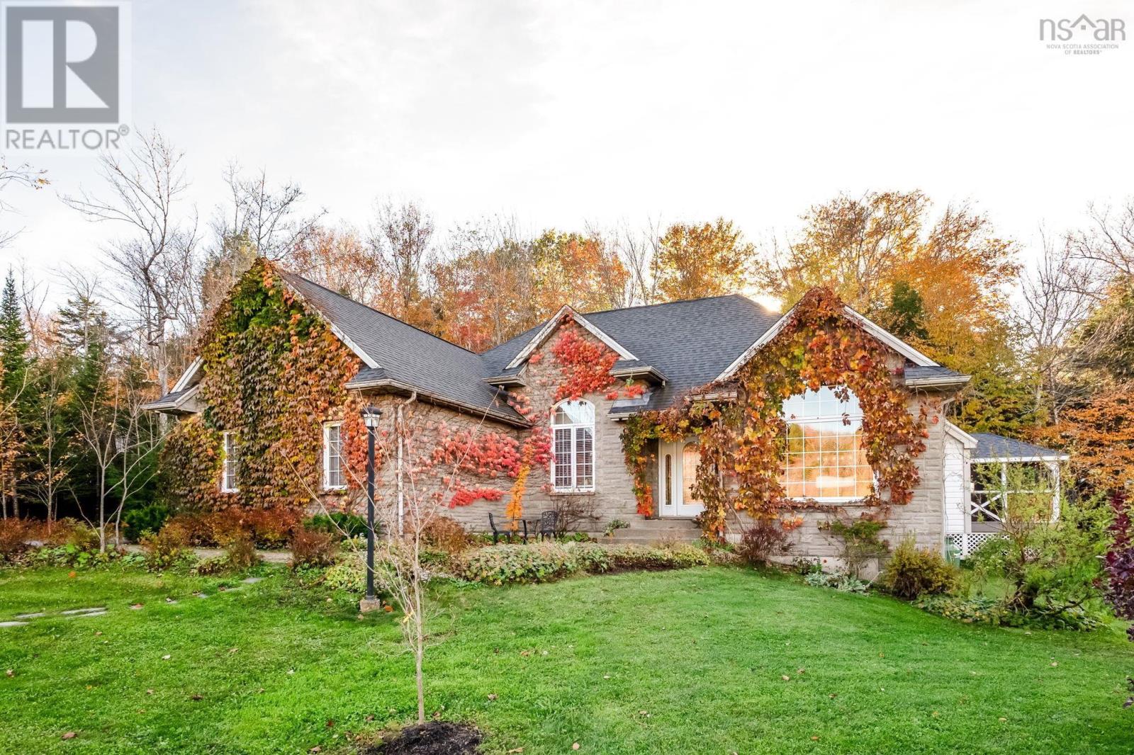 1196 Elise Victoria Drive, Windsor Junction, Nova Scotia