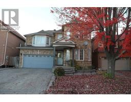 38 BOBOLINK AVENUE, Toronto, Ontario