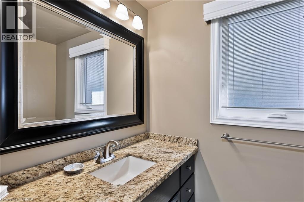 7 Charlton Drive, Paris, Ontario  N3L 3P4 - Photo 19 - 40872457