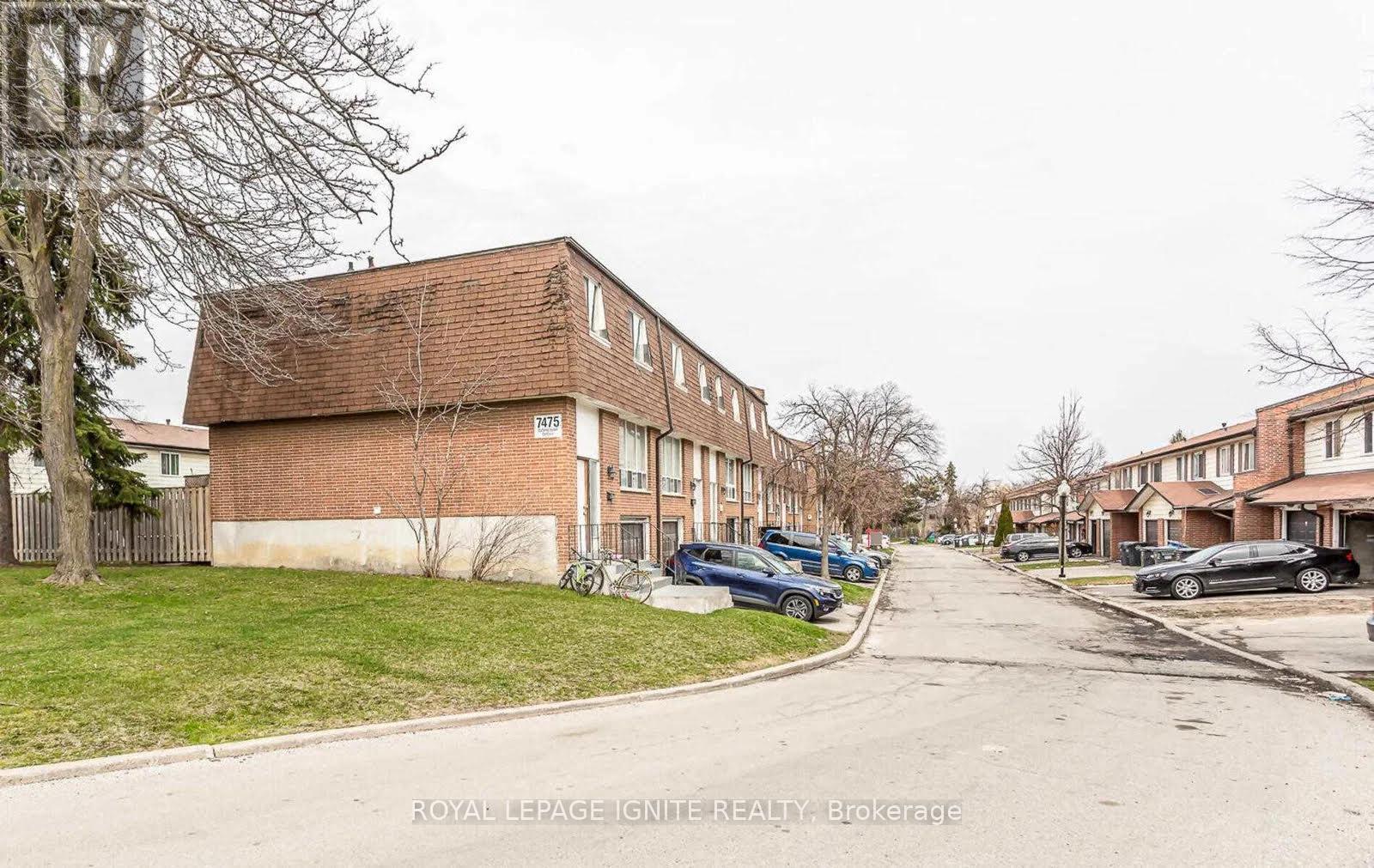 52 - 7475 GOREWAY DRIVE, Mississauga, Ontario