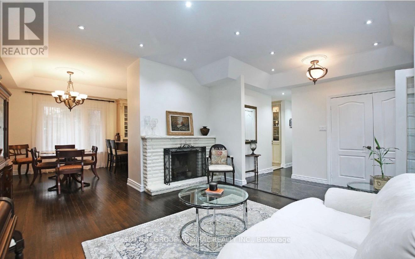 62 Leisure Lane, Richmond Hill, Ontario  L4C 4X1 - Photo 6 - N14091742