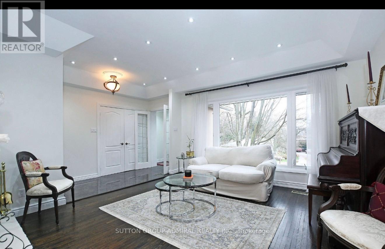 62 Leisure Lane, Richmond Hill, Ontario  L4C 4X1 - Photo 5 - N14091742