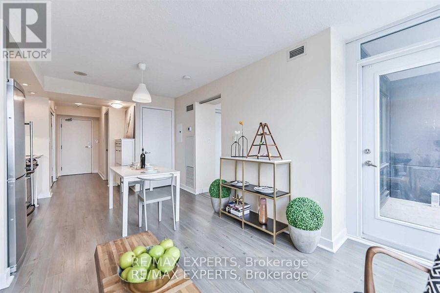 4801 - 25 Telegram Mews, Toronto, Ontario  M5N 1L6 - Photo 4 - C14114730