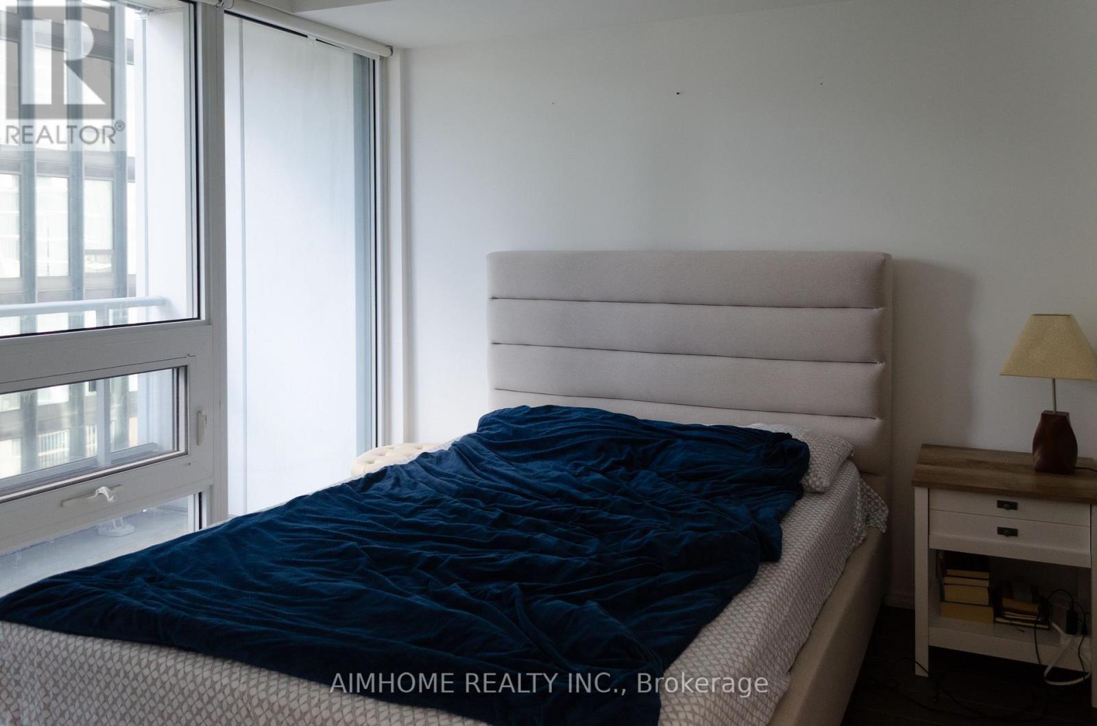 2706 - 68 Shuter Street, Toronto, Ontario  M5B 1B4 - Photo 4 - C14114736