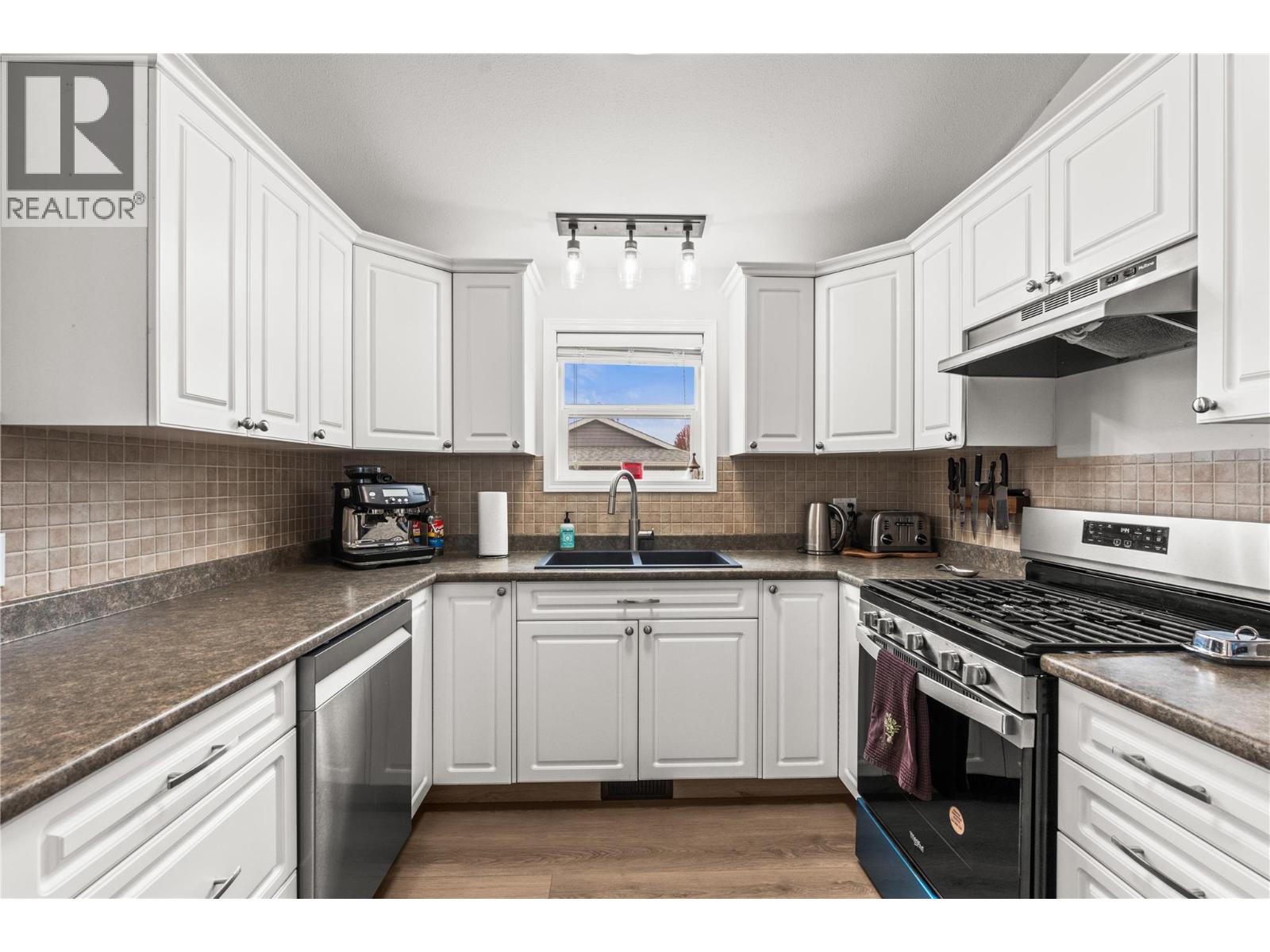 8000 Highland Road Unit# 38, Vernon, British Columbia  V1B 3W5 - Photo 32 - 10403902