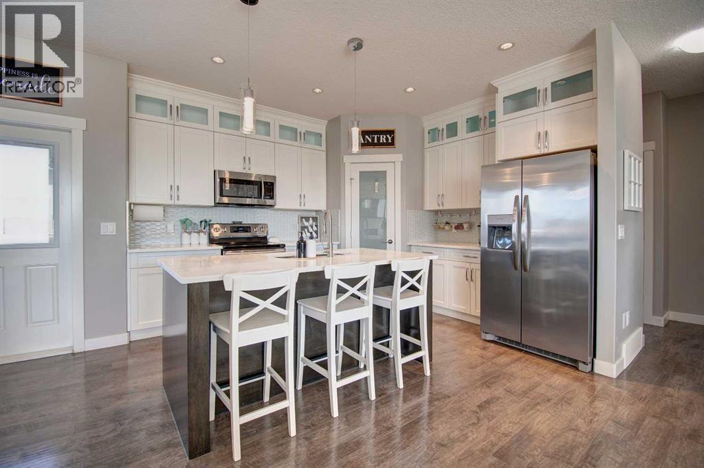 685 West Highland Crescent, Carstairs, Alberta  T0M 0N0 - Photo 9 - A2352898
