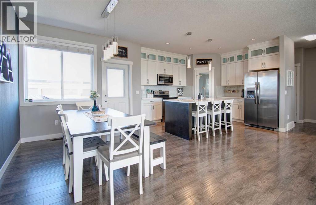685 West Highland Crescent, Carstairs, Alberta  T0M 0N0 - Photo 7 - A2352898