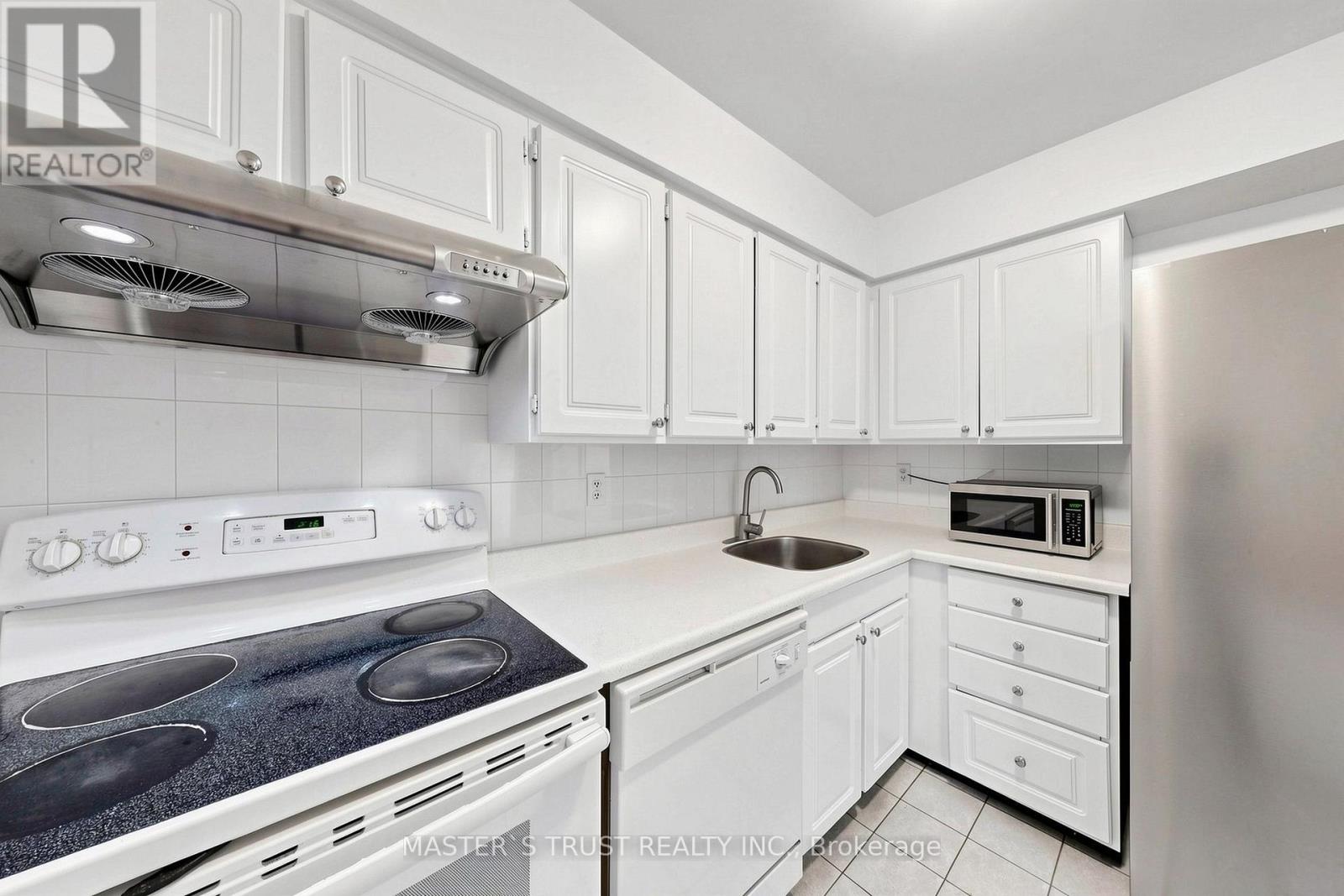229 - 165 Cherokee Boulevard, Toronto, Ontario  M2J 4T7 - Photo 11 - C14114724