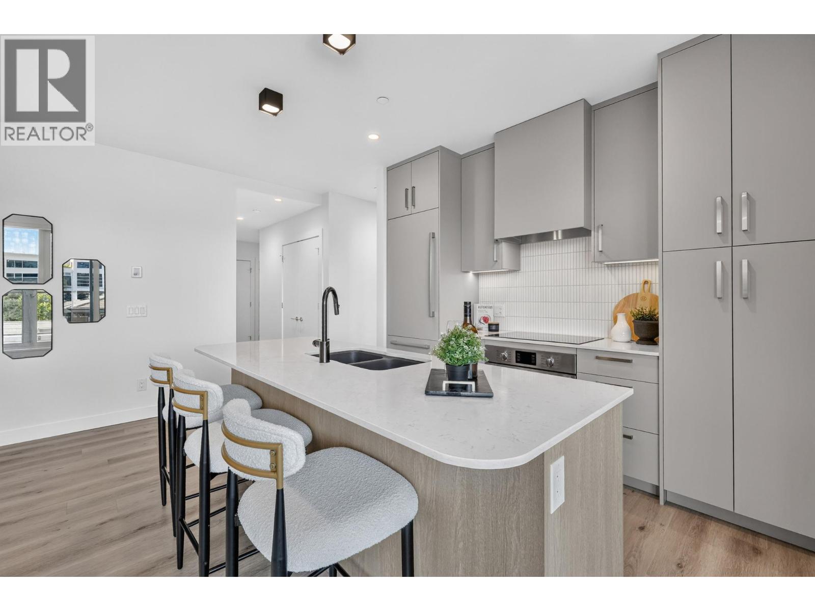 3300 Lakeshore Road Unit# 401, Kelowna, British Columbia  V1W 0J9 - Photo 4 - 10403555