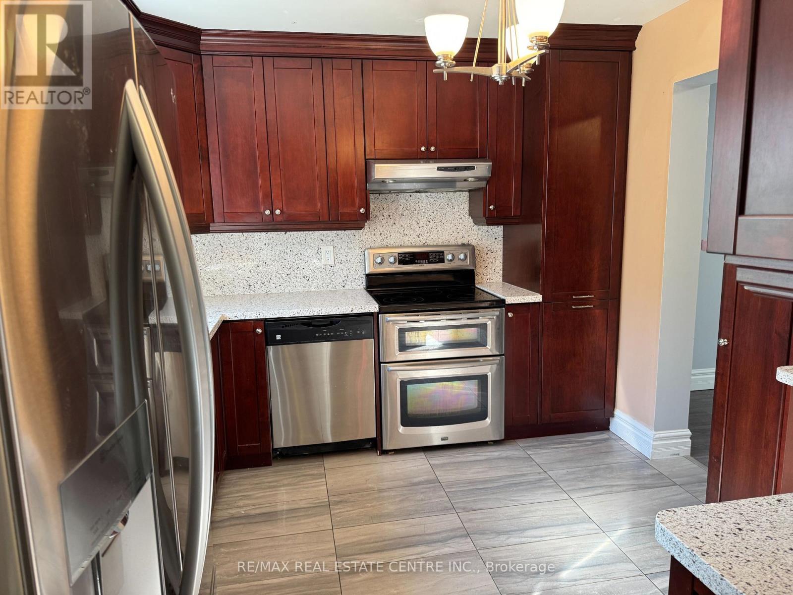 12 - 2825 Gananoque Drive, Mississauga, Ontario  L5N 1V6 - Photo 14 - W14114750