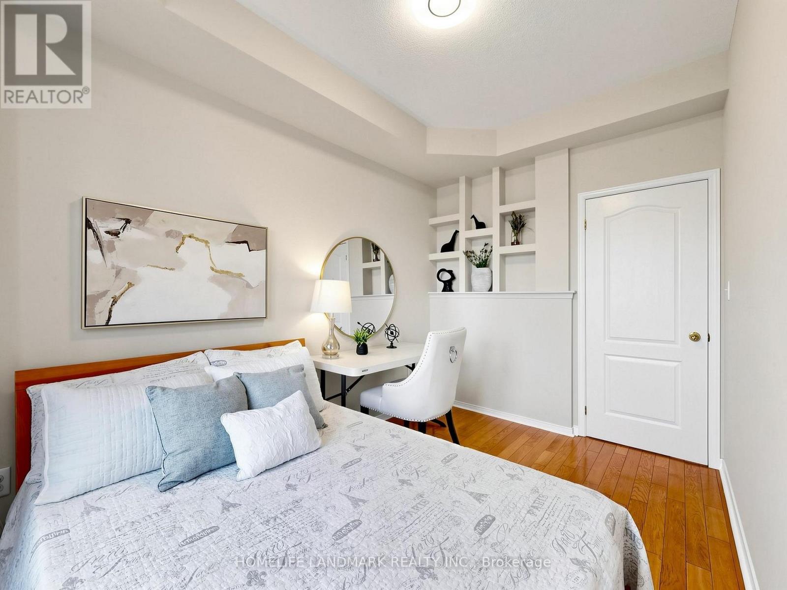 60 Delabo Drive, Toronto, Ontario  M3J 3S4 - Photo 13 - W14114780