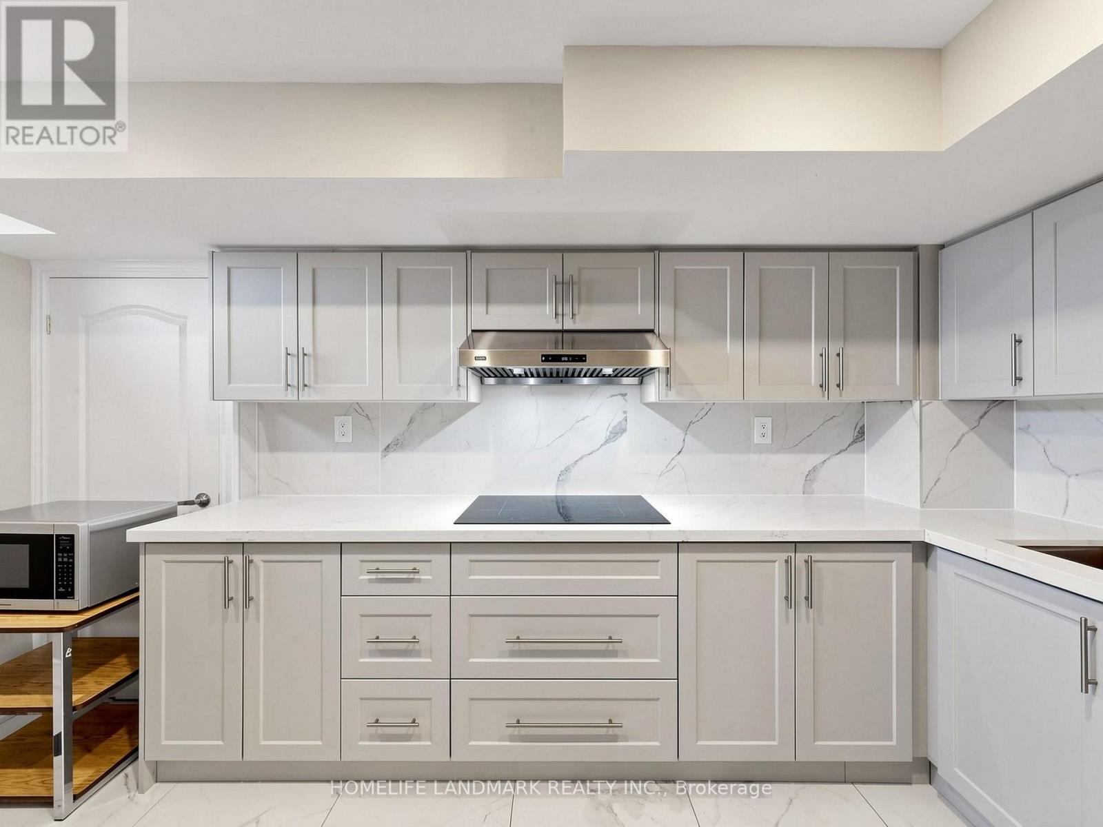 60 Delabo Drive, Toronto, Ontario  M3J 3S4 - Photo 35 - W14114780