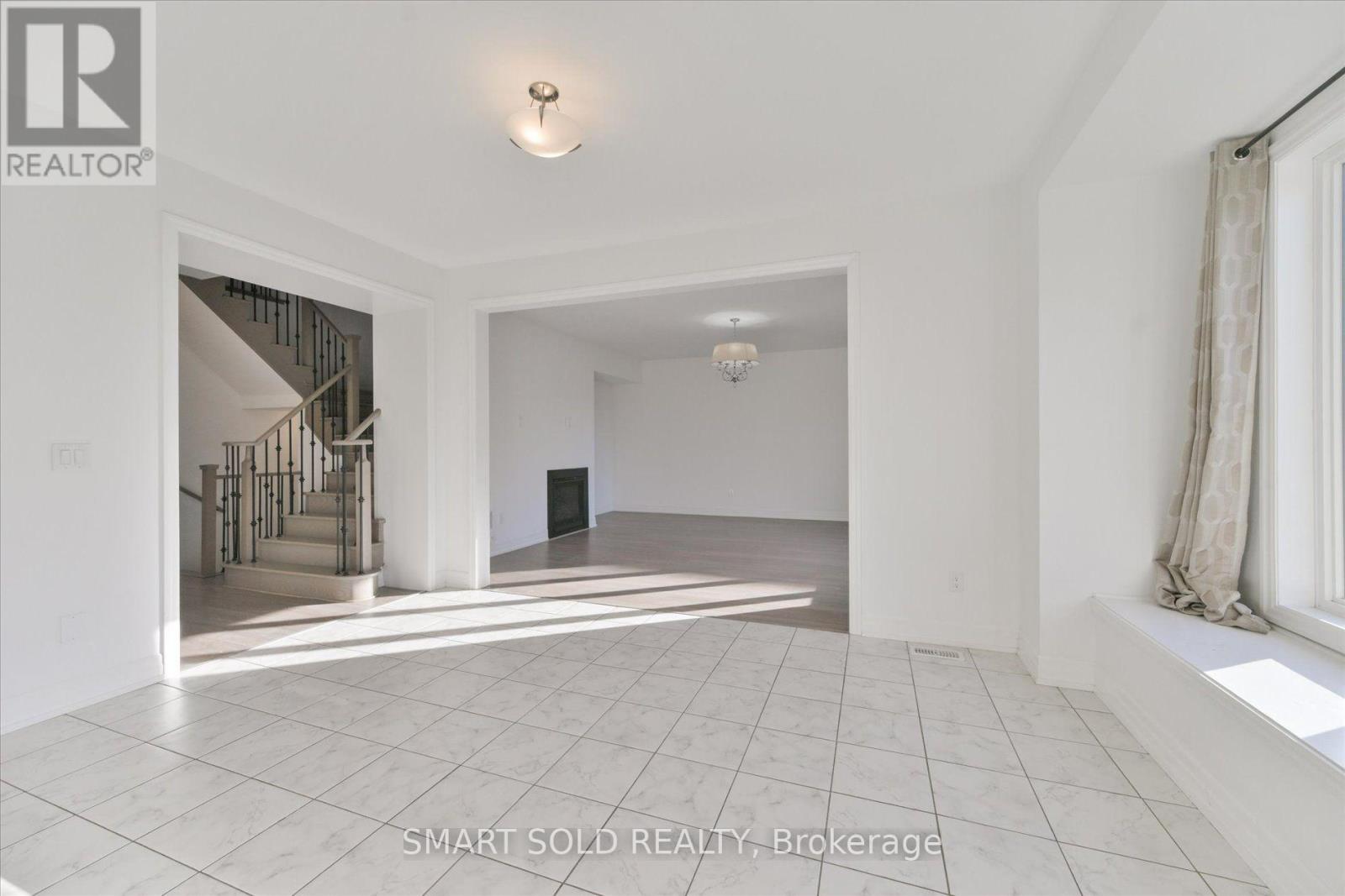 55 Charlotte Abby Drive, East Gwillimbury, Ontario  L9N 0T1 - Photo 14 - N14100920